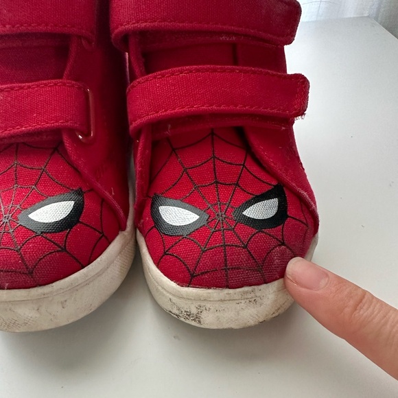 Toddler Size 7 Spider-Man Hight Tops - Picture 7 of 8